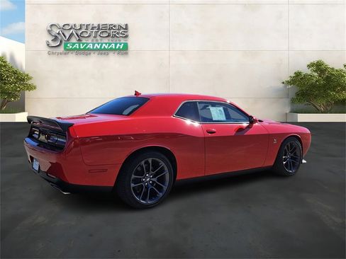 Certified 2023 Dodge Challenger R/T Scat Pack w/ Plus Package image 5