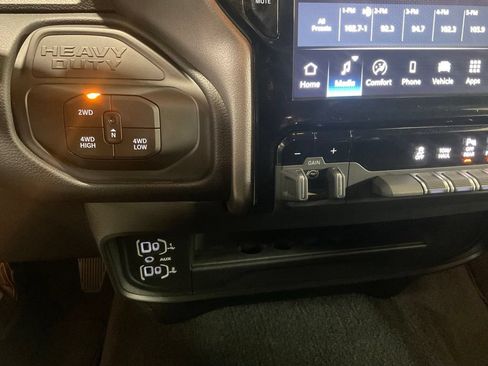 Used 2026 RAM 2500 Big Horn AWD/4WD image 21