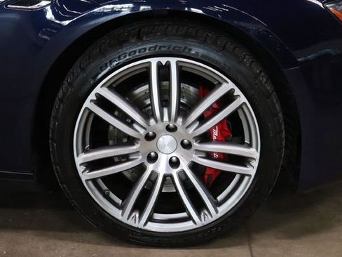 Used 2016 Maserati Ghibli S RWD image 31
