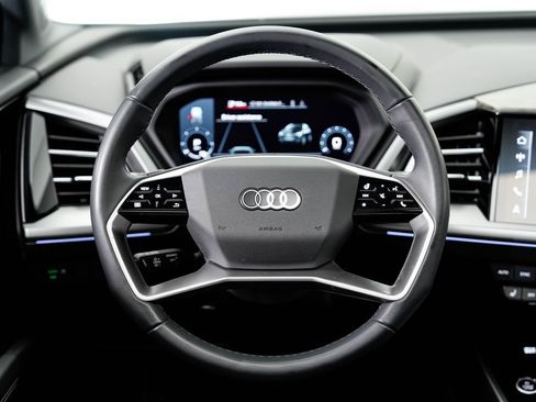Used 2023 Audi Q4 e-tron Premium Plus RWD image 12