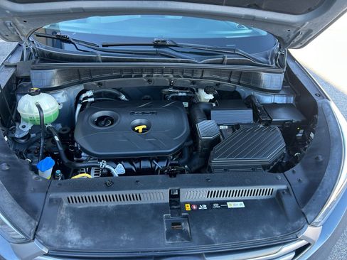 Used 2017 Hyundai Tucson SE image 32