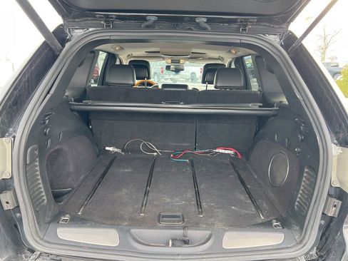 Used 2011 Jeep Grand Cherokee Overland image 7