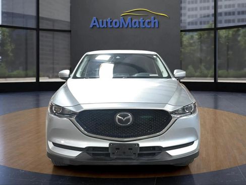 Used 2019 MAZDA CX-5 Touring image 2