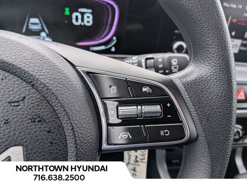 Used 2024 Kia Seltos LX image 24