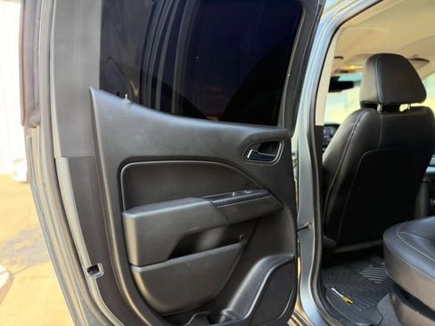 Used 2019 Chevrolet Colorado ZR2 AWD/4WD image 30
