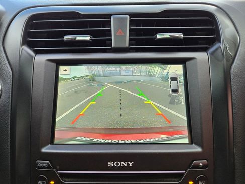 Used 2019 Ford Fusion Titanium image 30