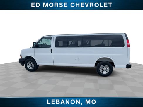 New 2026 Chevrolet Express 3500 LS image 5