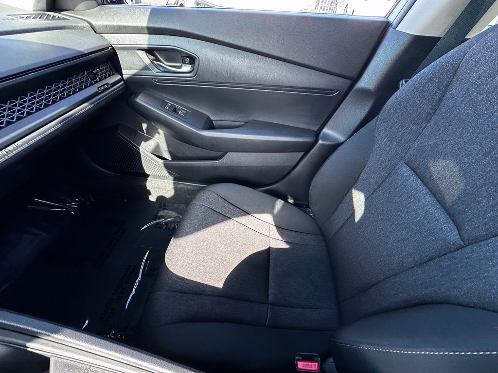 Used 2023 Honda Accord LX image 29