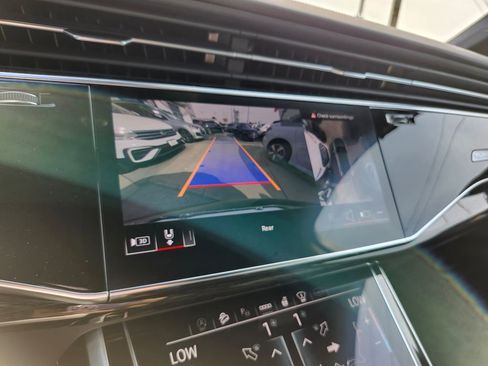 New 2026 Audi Q7 3.0T Prestige image 11