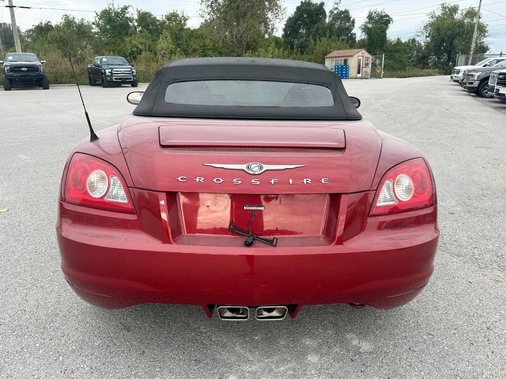 Used 2005 Chrysler Crossfire Limited RWD image 4