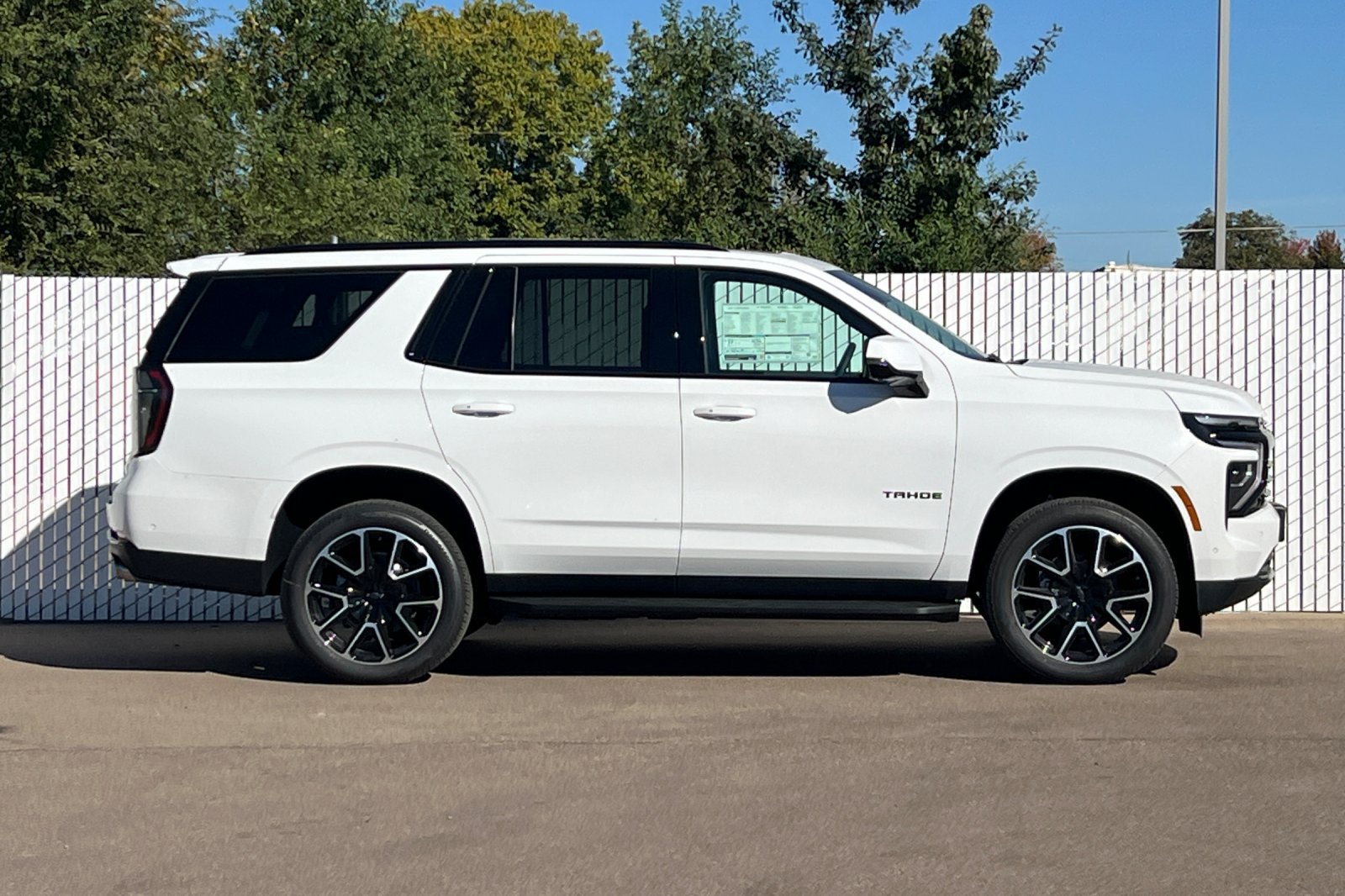 New 2027 Chevrolet Tahoe RST w/ Advanced Technology Package AWD/4WD image 3