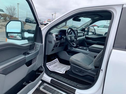 Used 2022 Ford F150 XLT w/ Equipment Group 302A High image 4