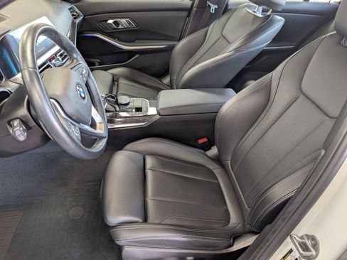 Used 2022 BMW 330i xDrive Sedan w/ Premium Package 2 image 5
