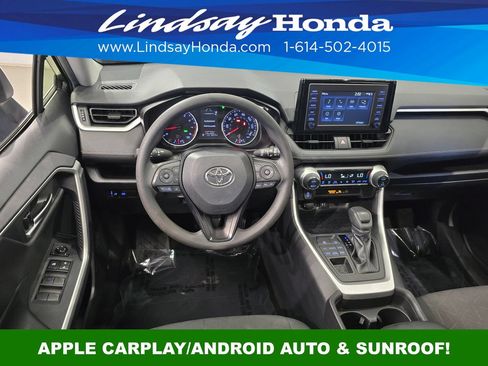 Used 2019 Toyota RAV4 XLE AWD/4WD image 12