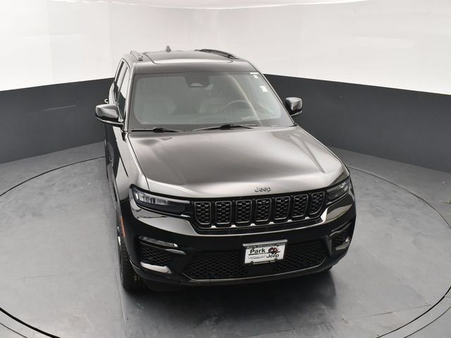 Used 2024 Jeep Grand Cherokee Summit AWD/4WD image 13