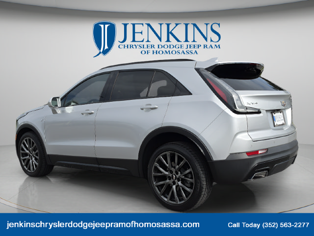 Used 2020 Cadillac XT4 Sport w/ LPO, Midnight Sport Package FWD image 8