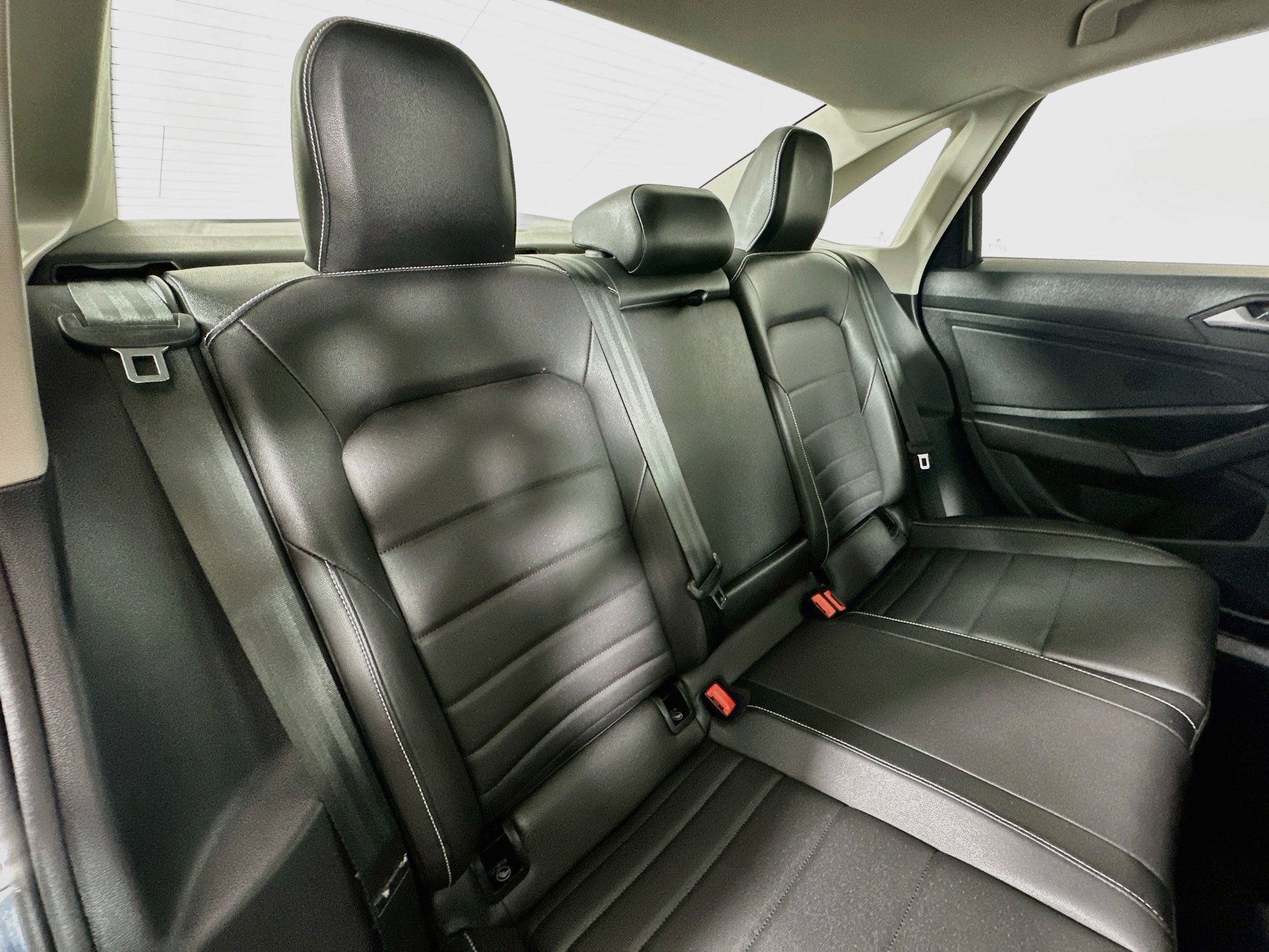 Used 2024 Volkswagen Jetta SE FWD image 24