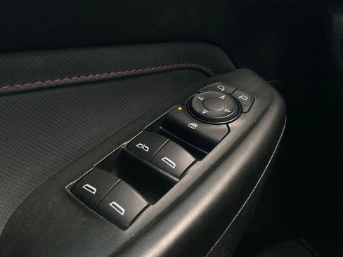 Used 2021 Chevrolet TrailBlazer RS w/ Technology Package FWD image 14