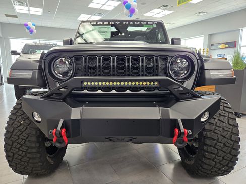 New 2025 Jeep Wrangler Unlimited Sport image 7