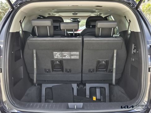 Certified 2022 Kia Carnival SX Prestige FWD image 14