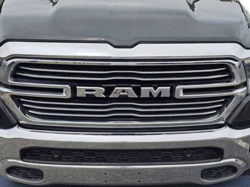 Used 2021 RAM 1500 Laramie AWD/4WD image 3