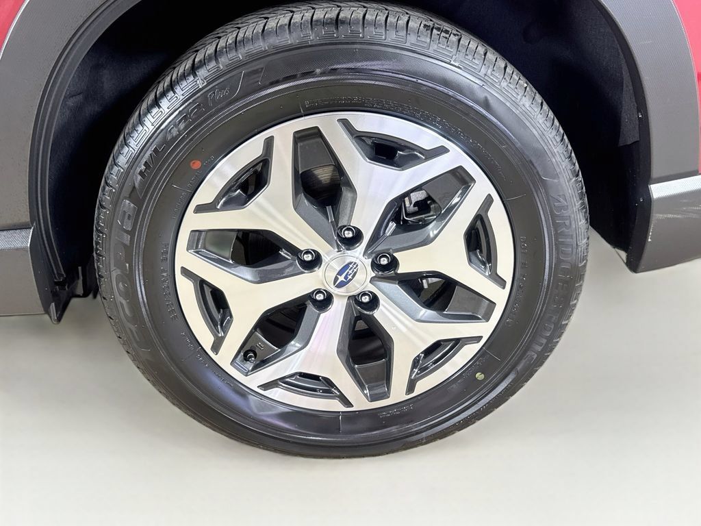 Certified 2024 Subaru Forester Premium AWD/4WD image 27