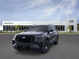 New 2026 Ford Explorer ST-Line w/ Premium Package RWD video 2
