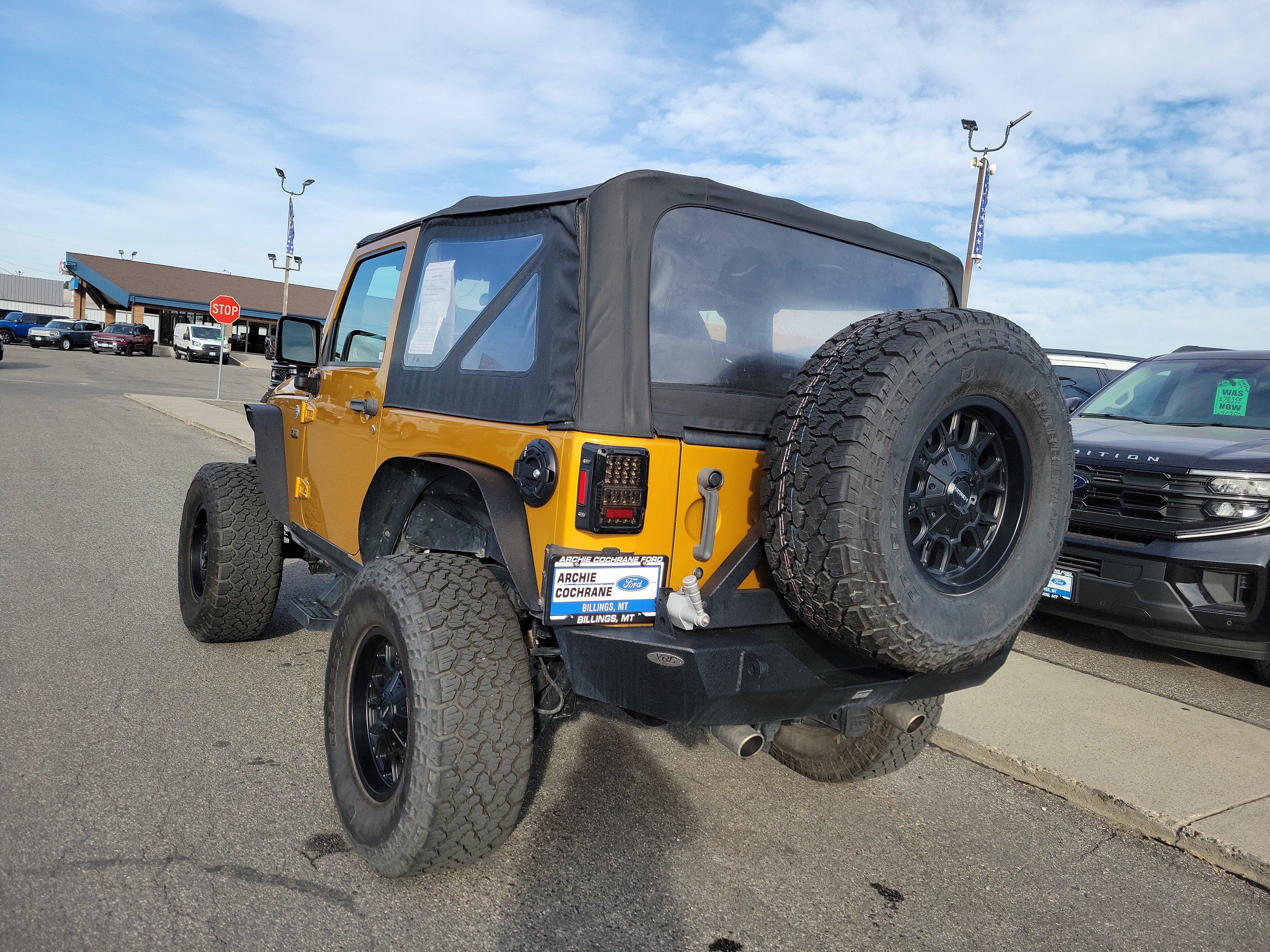 Used 2014 Jeep Wrangler Sport AWD/4WD image 3