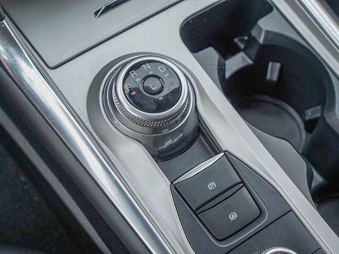 Used 2023 Ford Explorer XLT w/ Equipment Group 202A image 28