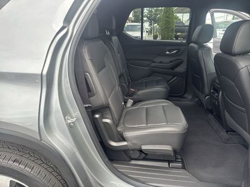 Certified 2023 Chevrolet Traverse LT w/ LT Premium Package AWD/4WD image 27