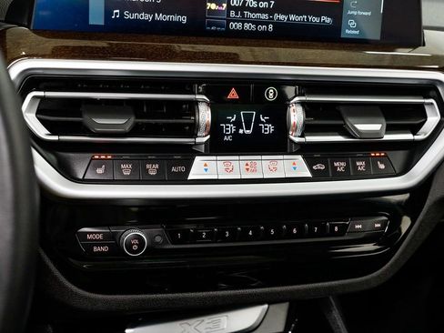 Used 2024 BMW X3 xDrive30i w/ Convenience Package image 17