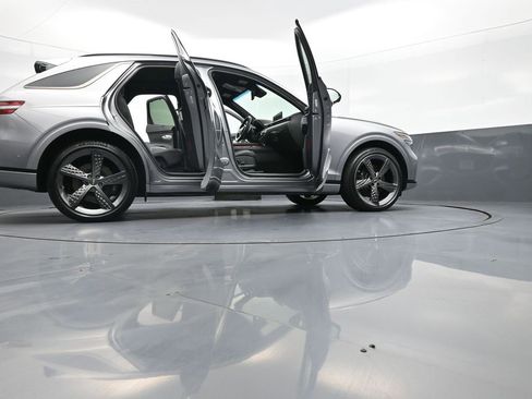 Used 2023 Genesis GV70 2.5T w/ Sport Prestige Package image 48