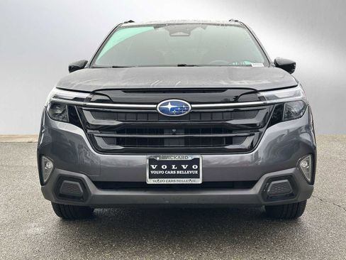 Used 2025 Subaru Forester Touring image 8