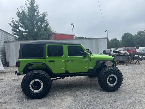 Used 2019 Jeep Wrangler Unlimited Sport image 6