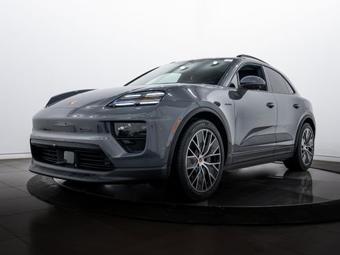 New 2026 Porsche Macan 4 Electric AWD/4WD image 1