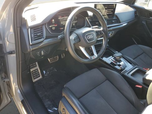 Used 2022 Audi SQ5 Premium Plus w/ Premium Plus Package image 16