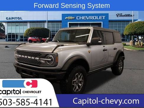 Used 2021 Ford Bronco Badlands image 7