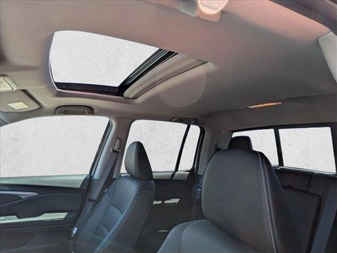 Used 2023 Honda Ridgeline RTL-E image 14
