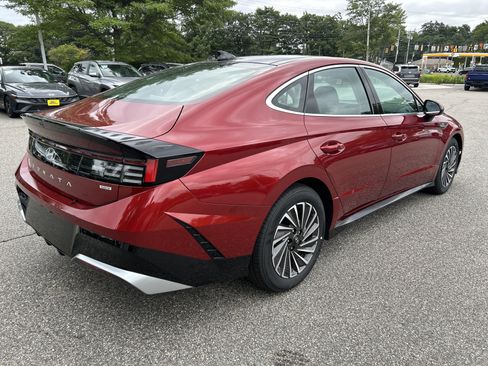 New 2026 Hyundai Sonata SEL FWD image 32