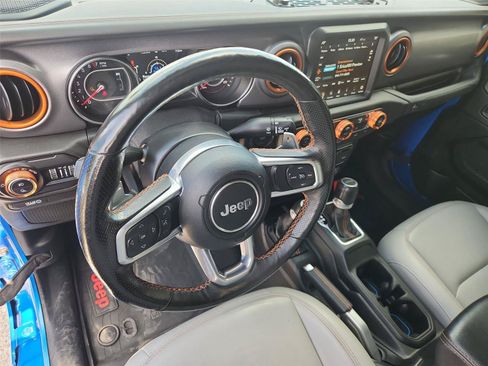 Used 2021 Jeep Gladiator Mojave AWD/4WD image 10