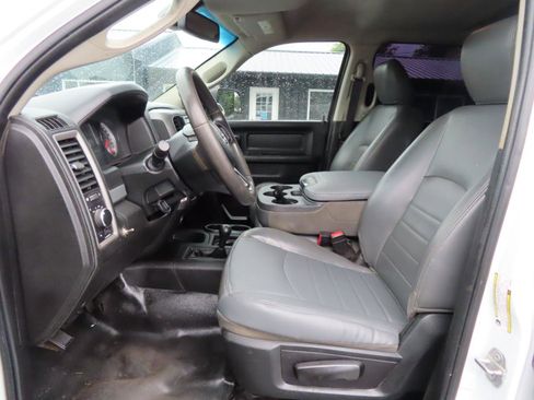 Used 2018 RAM 2500 Tradesman AWD/4WD image 24