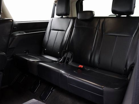 Used 2022 Ford Expedition Max XLT image 12