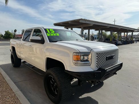 Used 2015 GMC Sierra 1500 SLT w/ SLT Preferred Package AWD/4WD image 3