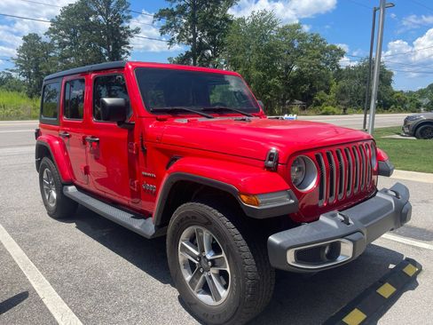 Used 2018 Jeep Wrangler Unlimited Sahara AWD/4WD image 1