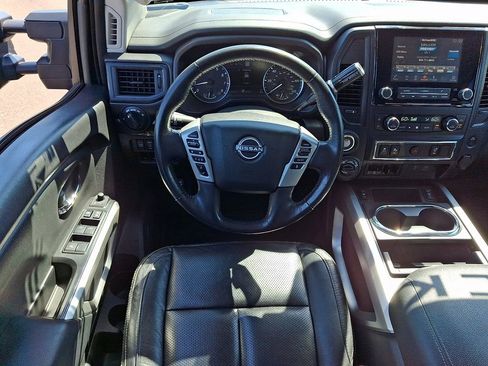 Used 2023 Nissan Titan SV w/ SV Convenience Package AWD/4WD image 11