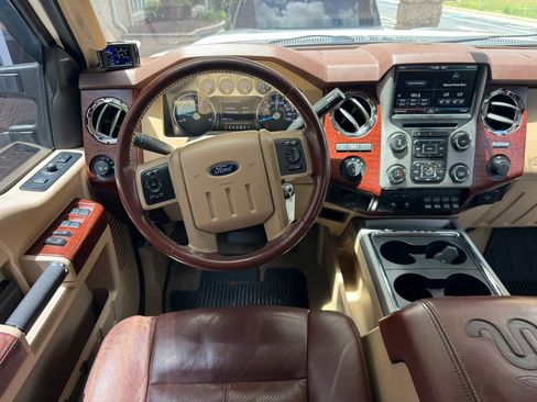 Used 2014 Ford F350 King Ranch w/ FX4 Off-Road Package AWD/4WD image 26