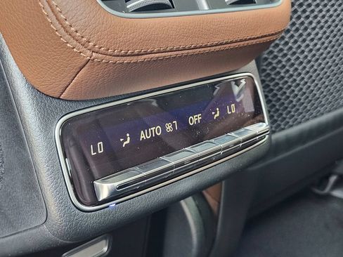 New 2026 Mercedes-Benz GLS 450 4MATIC image 17