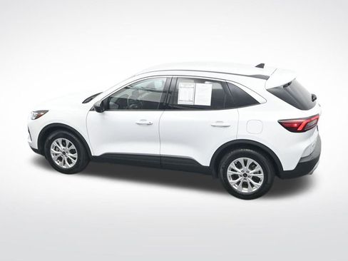 Used 2024 Ford Escape Active w/ Cold Weather Package image 31