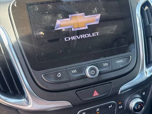 Used 2021 Chevrolet Equinox Premier AWD/4WD image 19