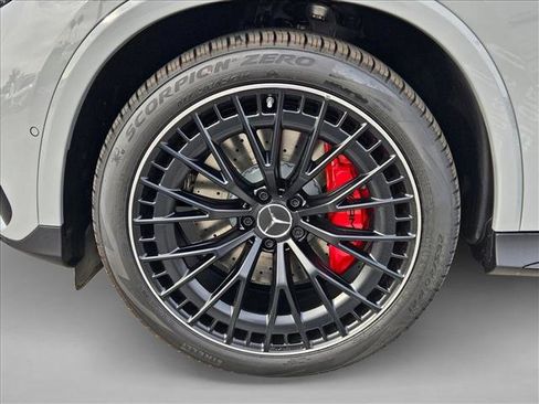 New 2026 Mercedes-Benz GLC 43 AMG 4MATIC Coupe image 10